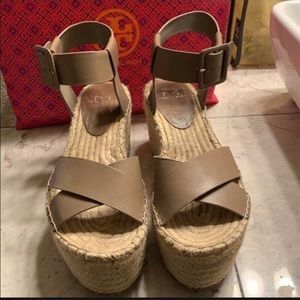 Marc Fisher platform espadrilles taupe 7